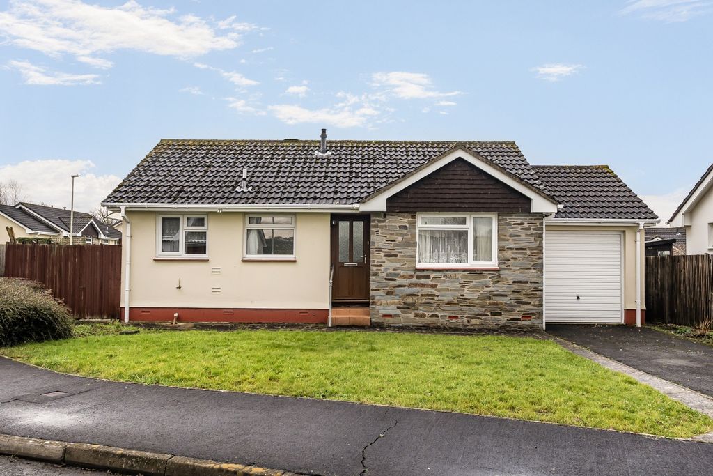 Property photo 1 of 16 1397729-1-6960Df8215Df9