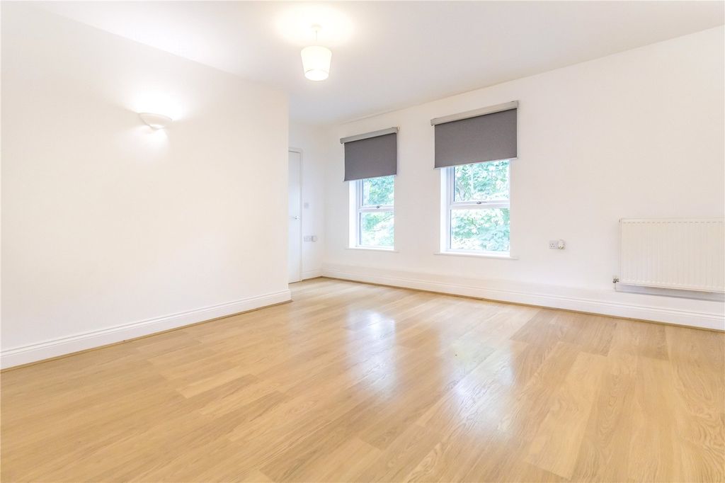 Property photo 1 of 6 Picture No. 06