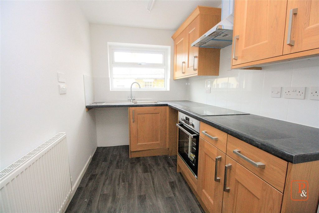 Property photo 1 of 5 Kitchen