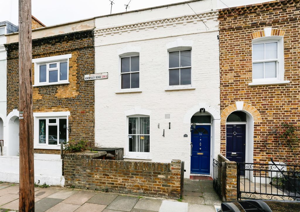 Property photo 1 of 14 26 Knowsley Road, Battersea, London Sw11 5Bl