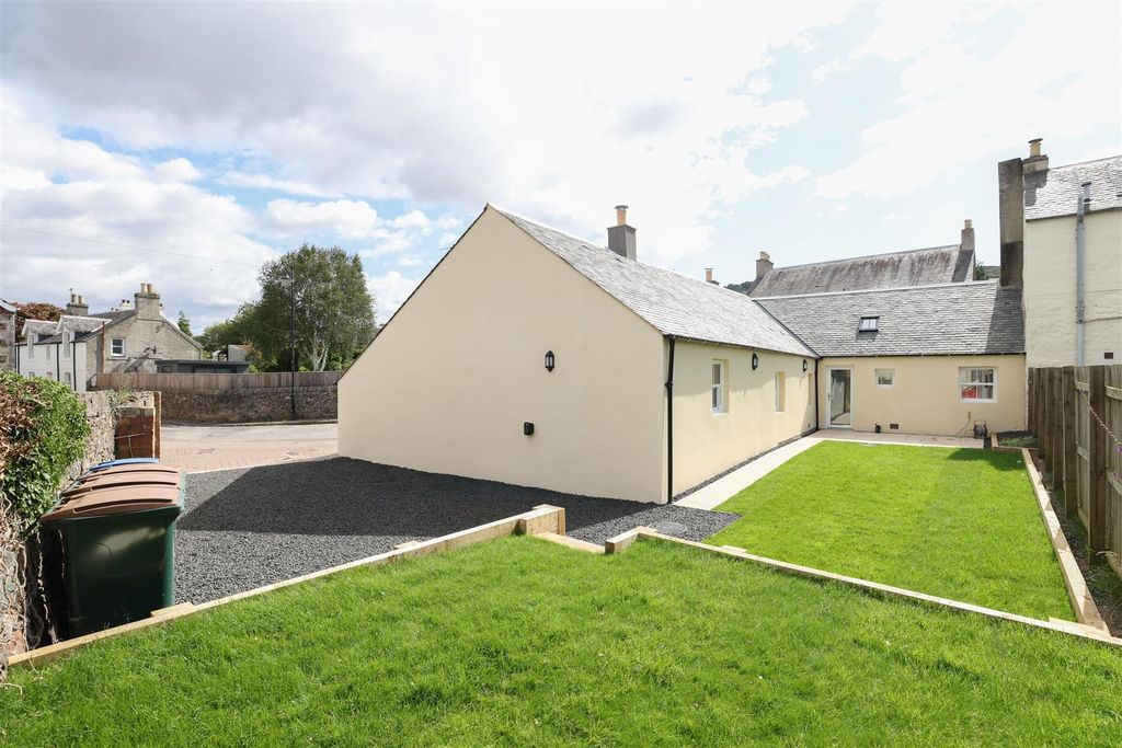 Property photo 2 of 21 4F8A9363-Edit.Jpg