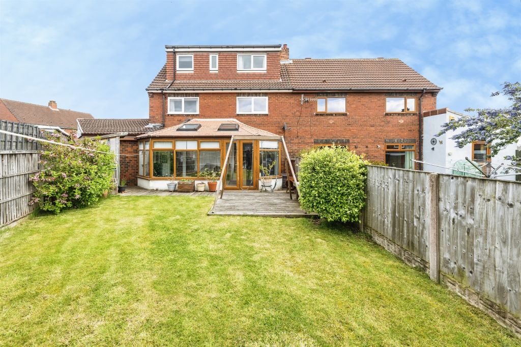 Property photo 2 of 18