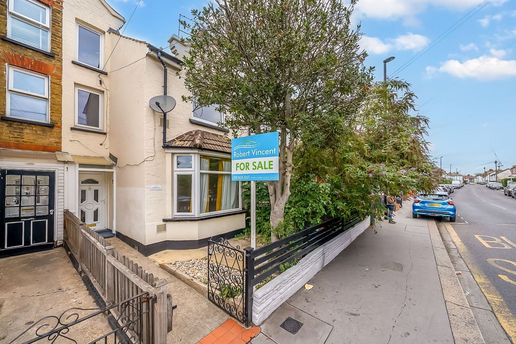 Property photo 1 of 15