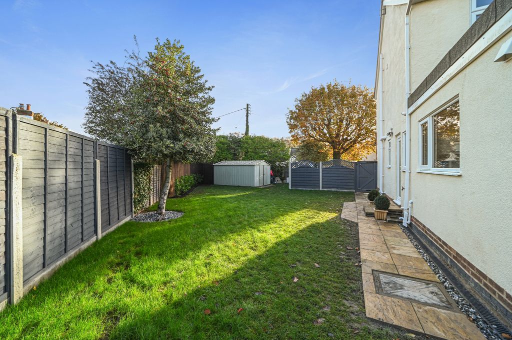 Property photo 3 of 25 Ht-Ja-97Chapelroad-25