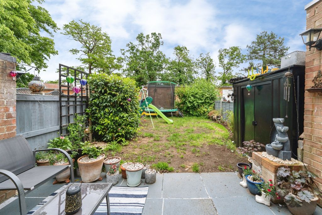 Property photo 2 of 11