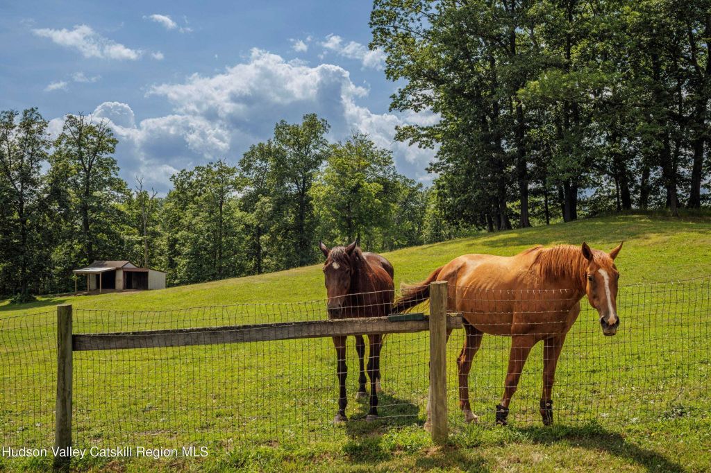 Property photo 2 of 30 <Alttext/>