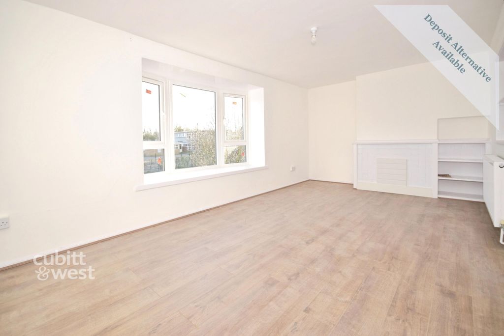 Property photo 2 of 12 Living Room