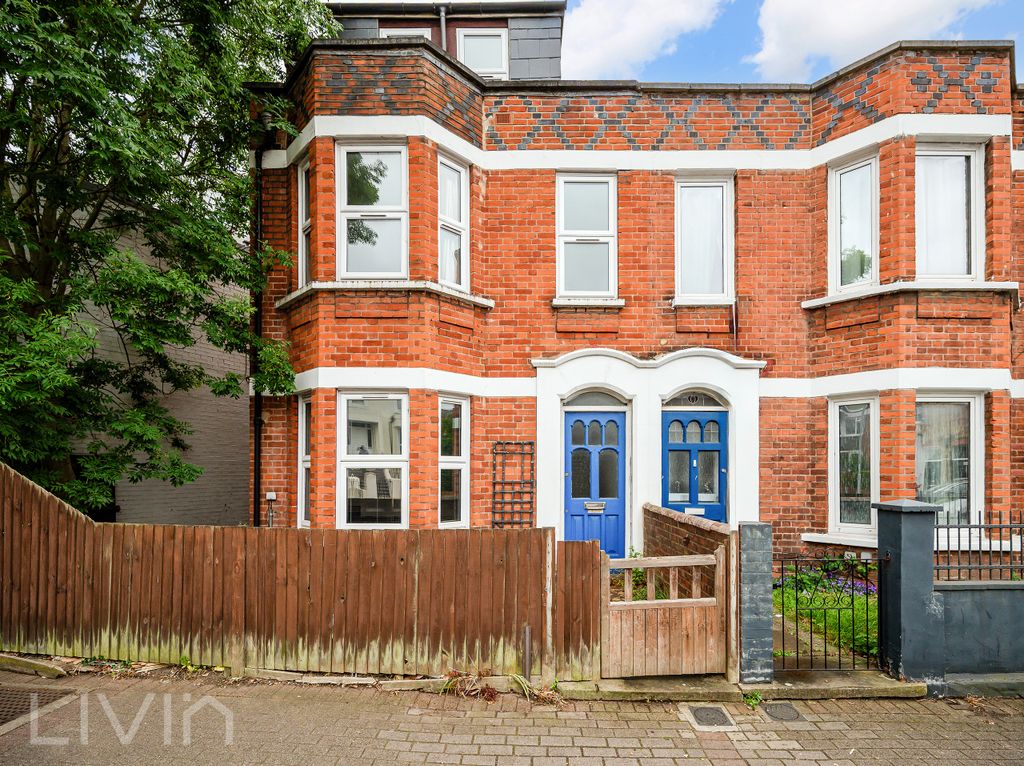 Property photo 1 of 7 Garrat Lane, 740 Externals Only (1)