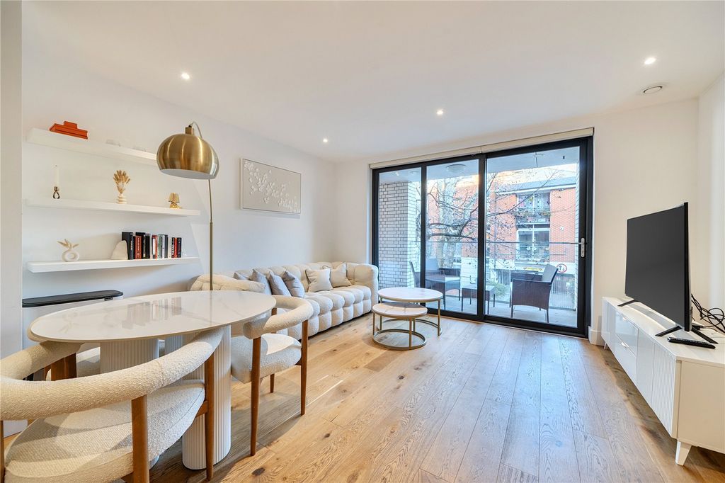 Property photo 1 of 16 Picture No. 05