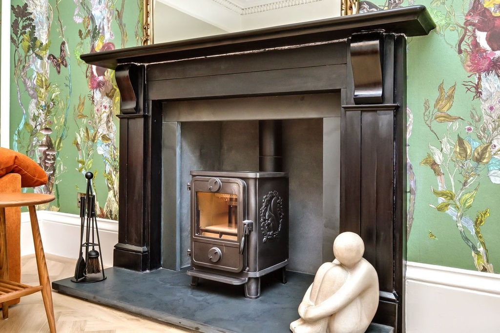 Property photo 3 of 21