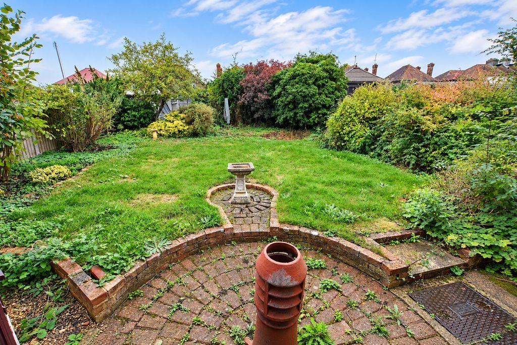 Property photo 2 of 16 Photo 9