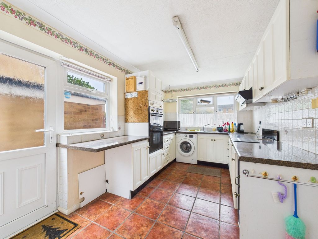 Property photo 3 of 24