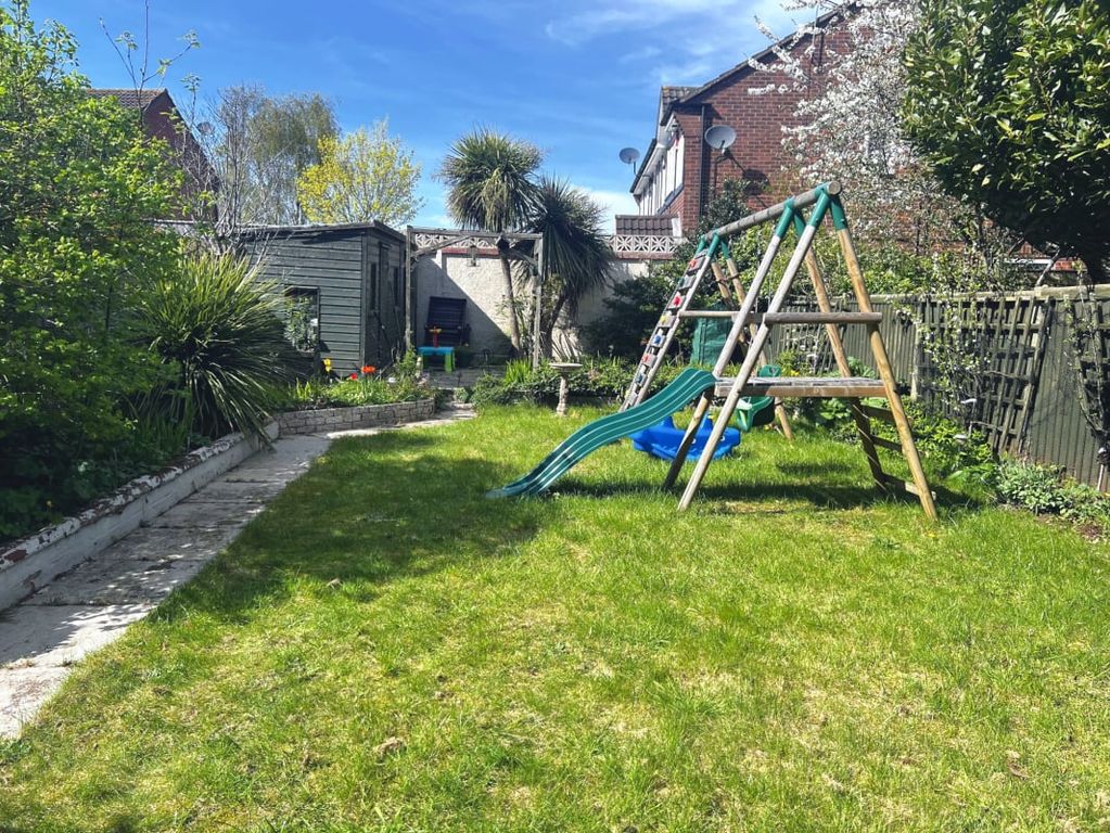 Property photo 3 of 17