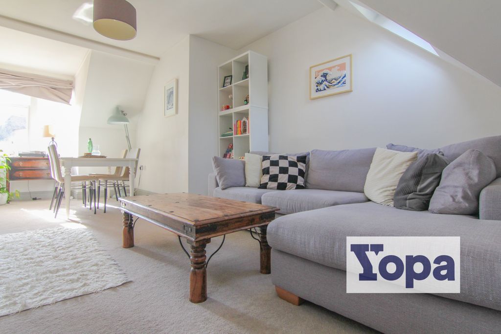 Property photo 3 of 26 Img_9974