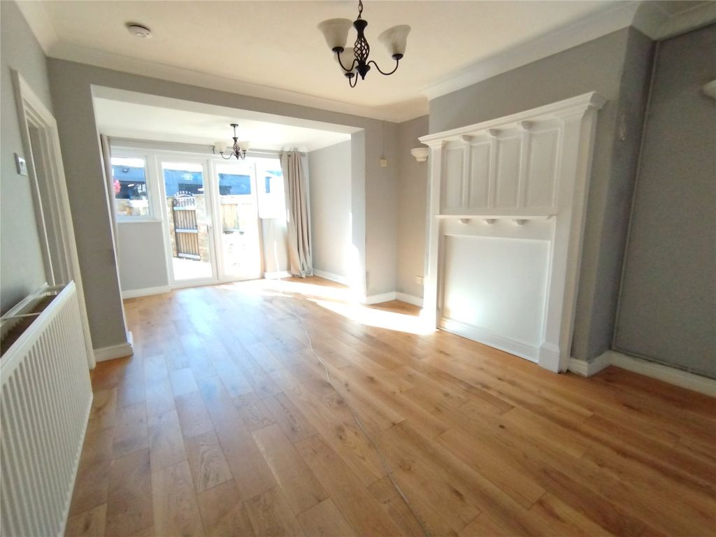 Property photo 2 of 14 Picture No. 02