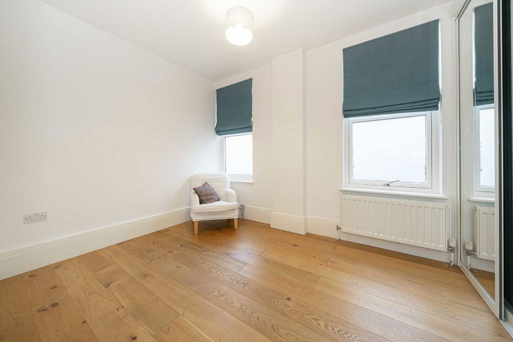 Additional image 4 of 2 bed flat for saleMount Mews, Hampton TW12