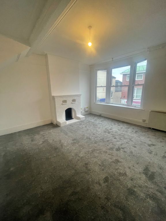 Property photo 2 of 4