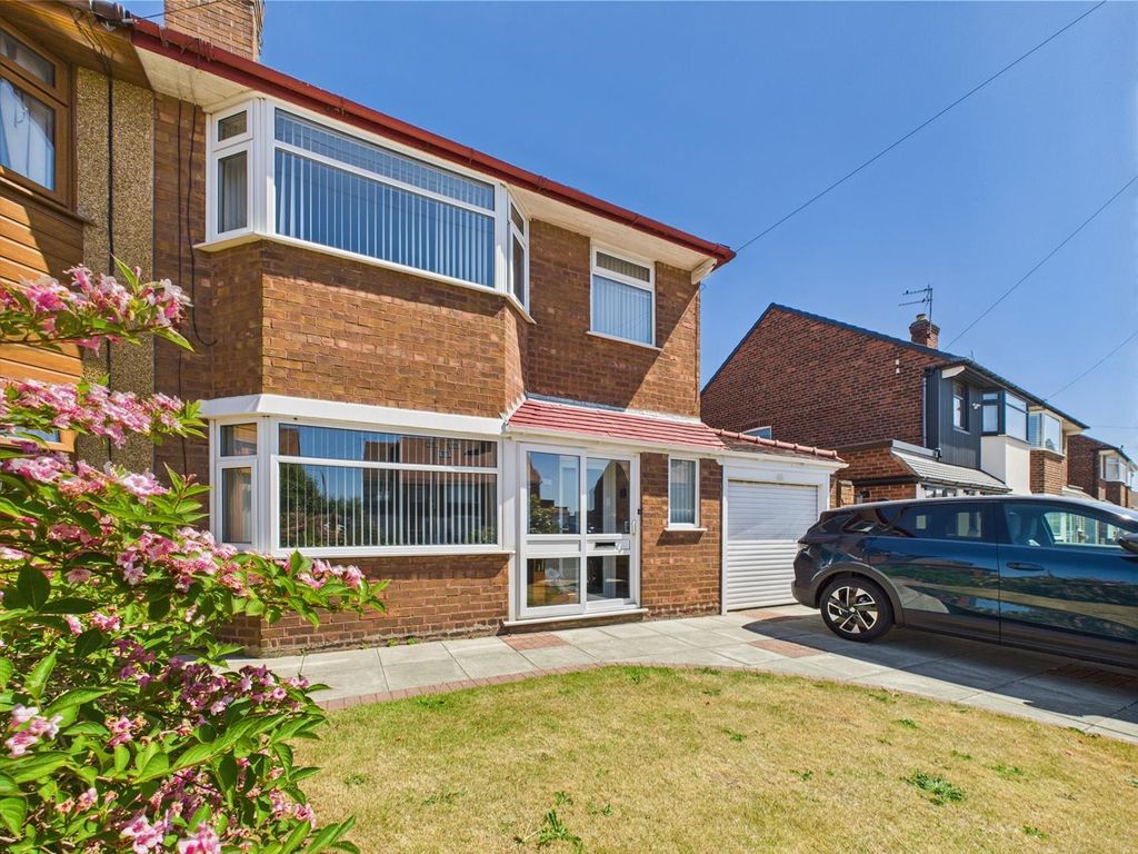 Property photo 1 of 42 Cam03844G0-Pr0285-Still038.Jpg