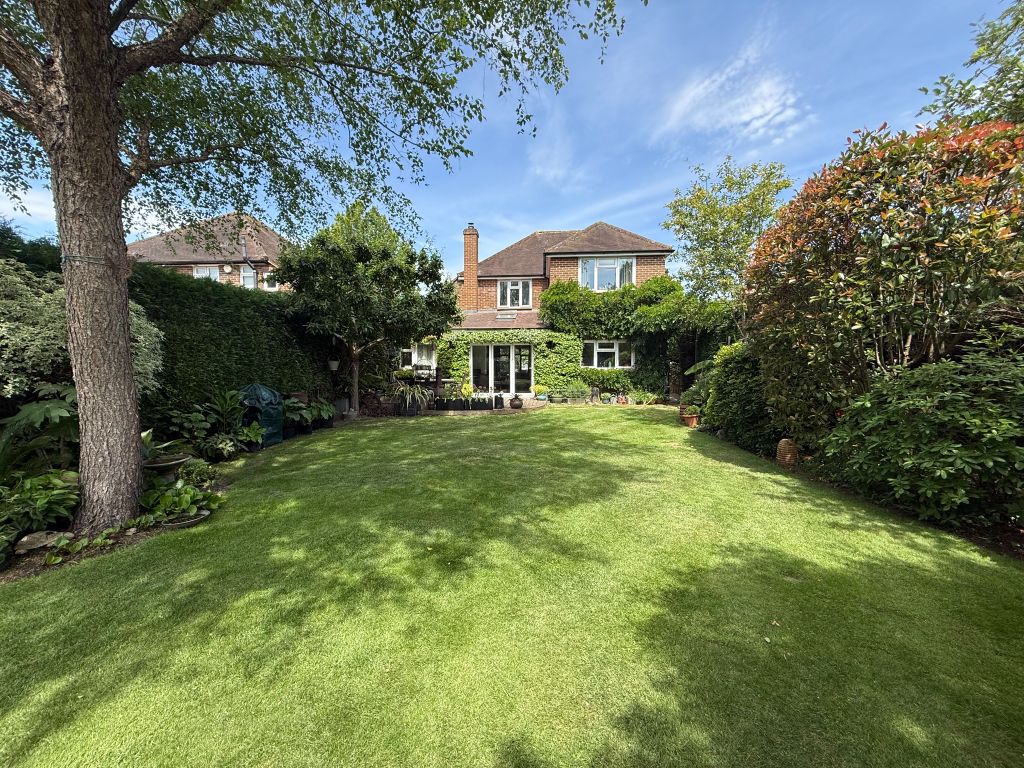 Property photo 2 of 20