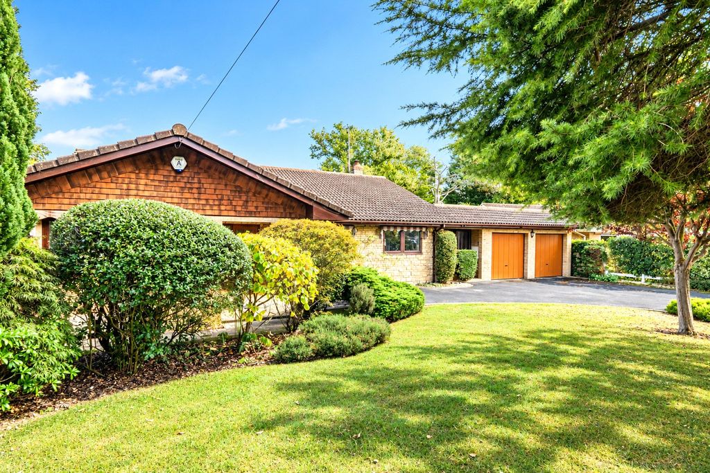 Property photo 1 of 17 Picture No. 02