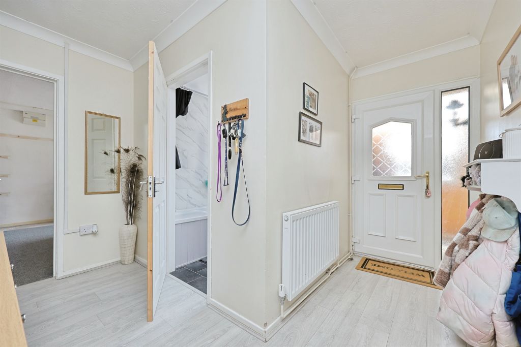 Property photo 3 of 18
