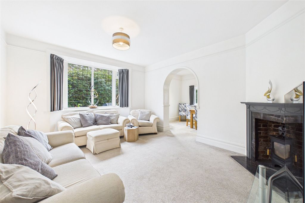 Property photo 2 of 20 Picture No. 30