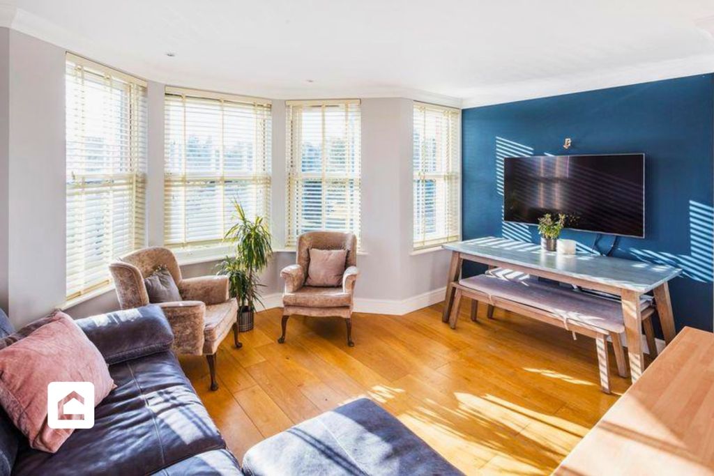 Property photo 2 of 14 2