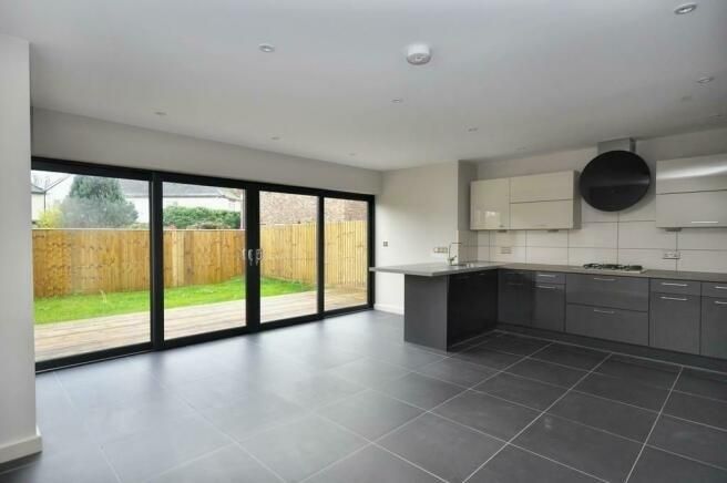 Property photo 2 of 5 Kitchen