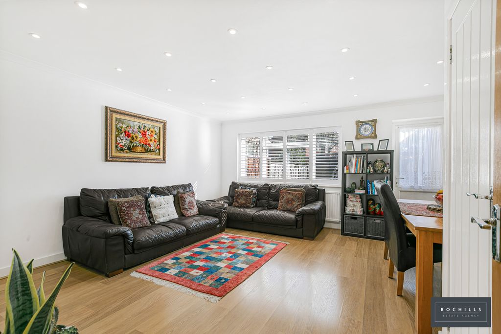 Property photo 3 of 17 Picture No. 06