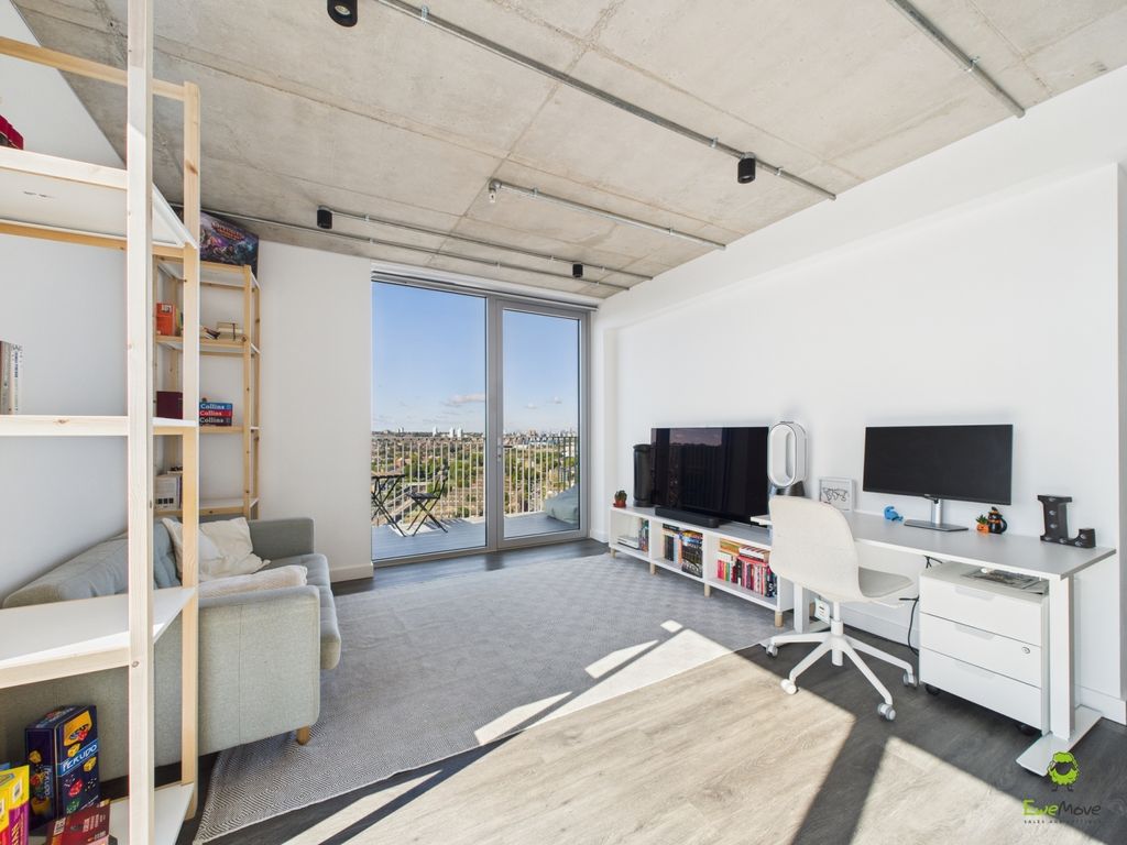 Property photo 3 of 17 Presented By Kevin At Ewemove Bexleyheath And Dart