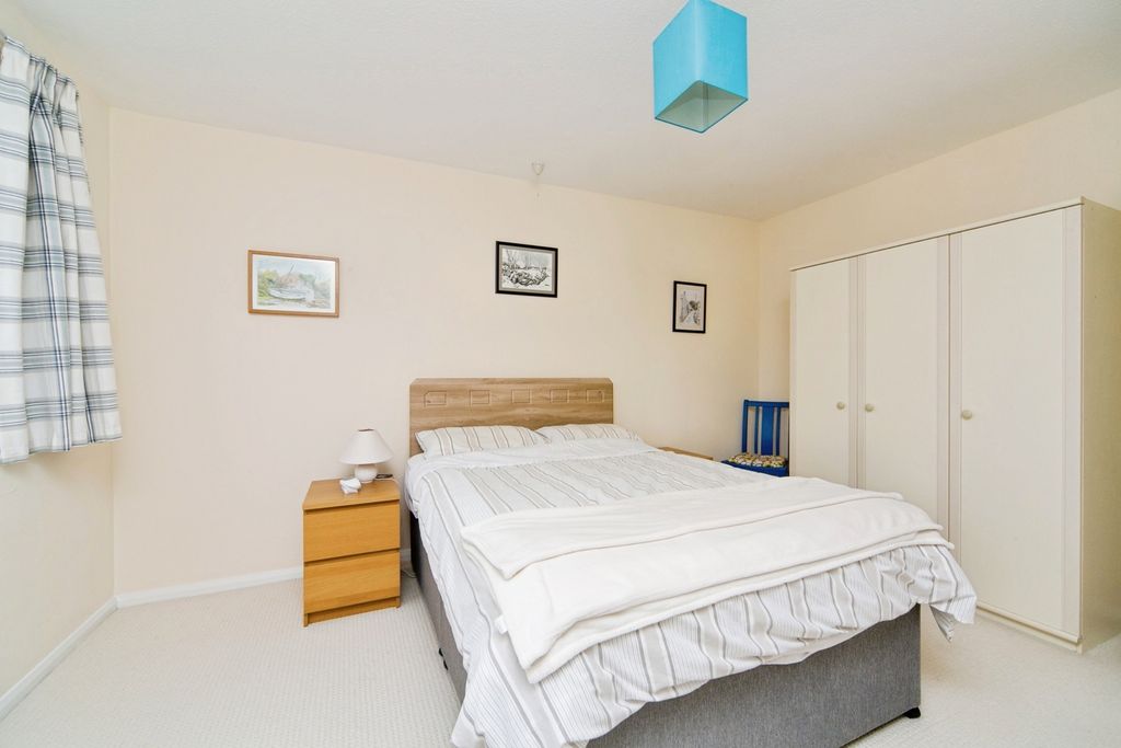Additional image 17 of 3 bed flat for saleRiverside Court, Deganwy, Conwy LL31