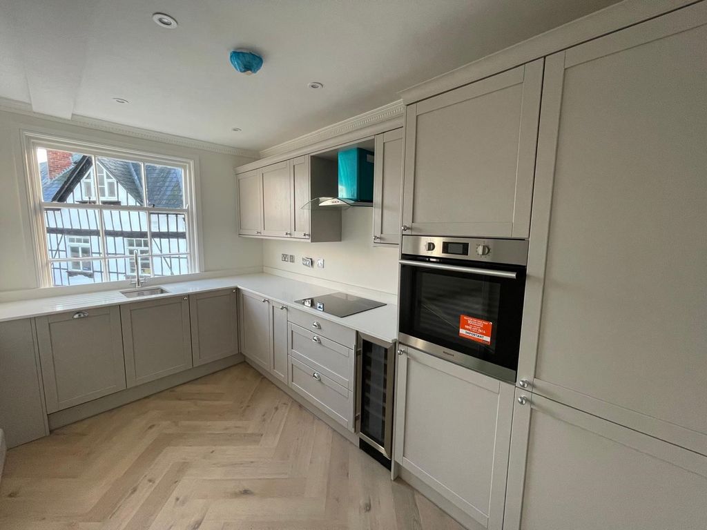 Property photo 1 of 13 7