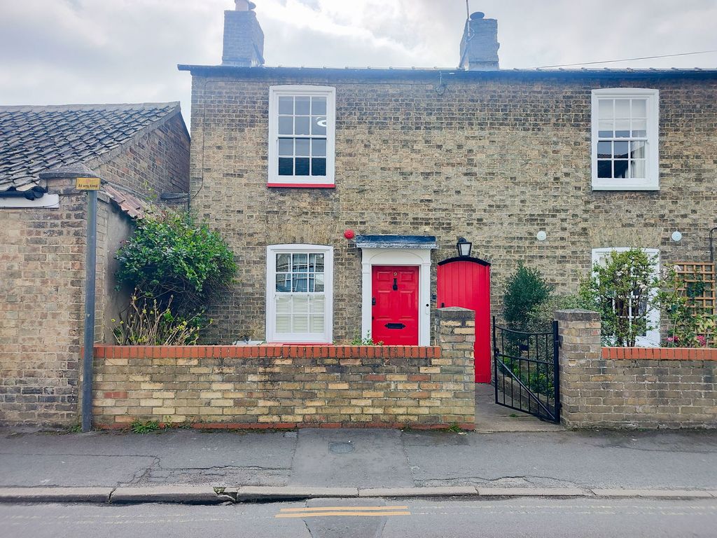 Property photo 1 of 40