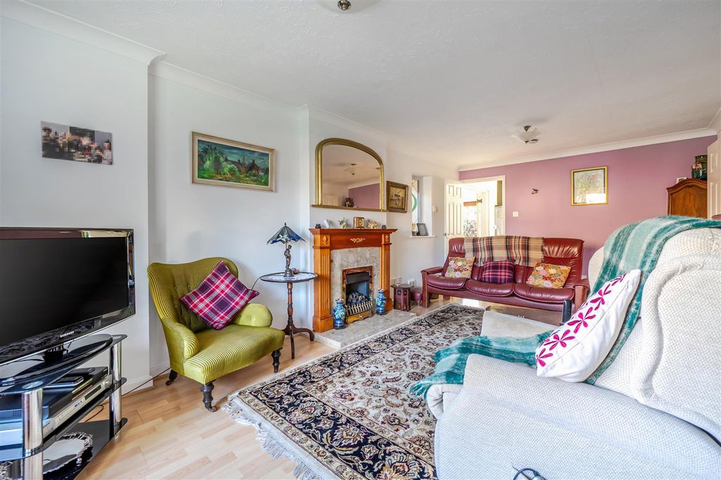 Property photo 3 of 18 Widdicombe Sitting Room..Jpg