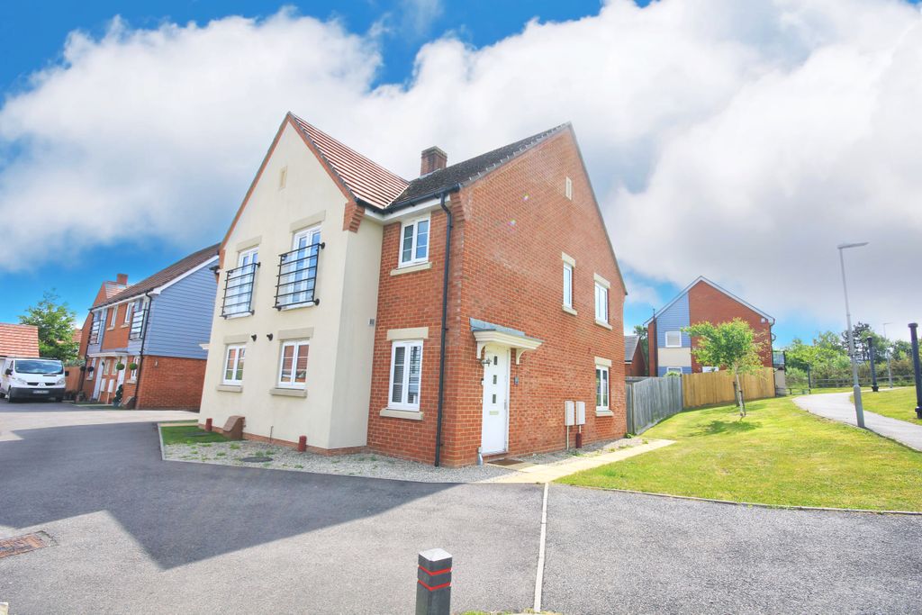 Property photo 1 of 31