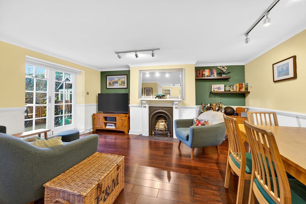 Property photo 2 of 15