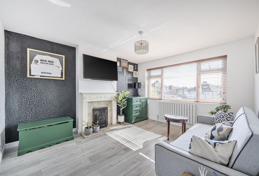 Property photo 1 of 13 Reception Room