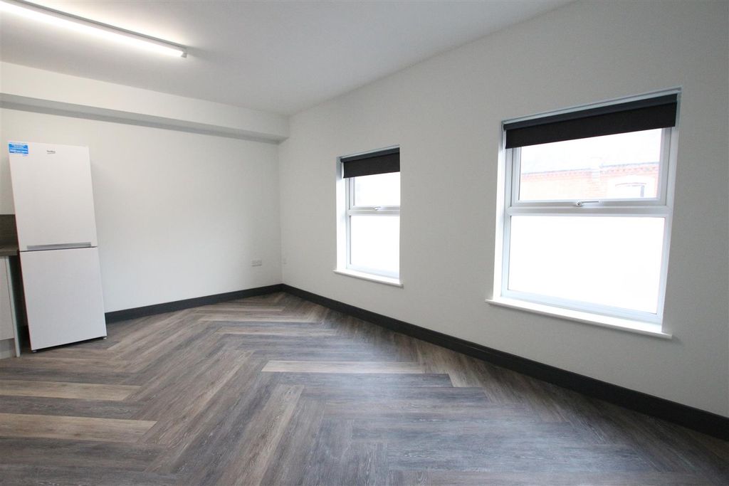 Property photo 1 of 6 Img_8799.Jpg