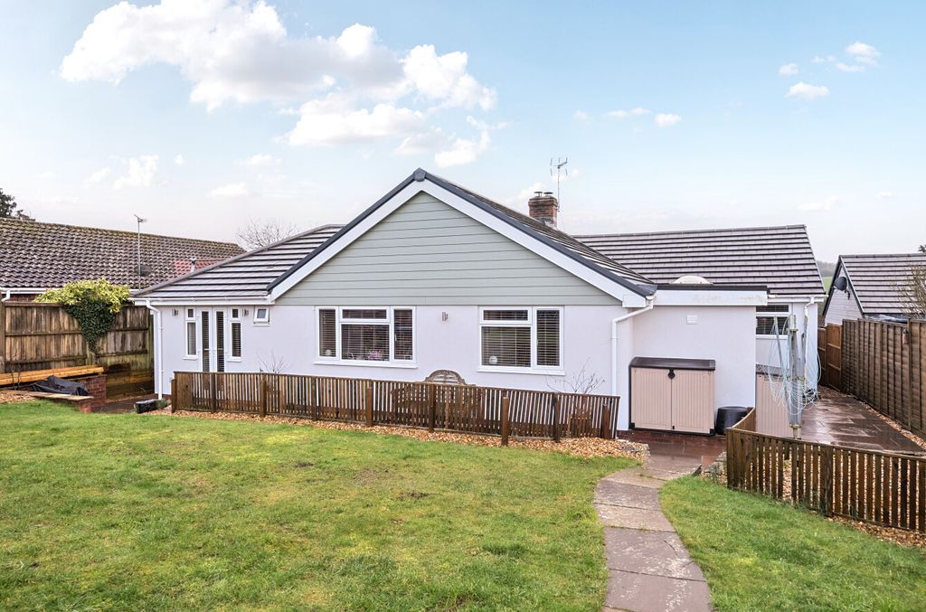 Property photo 1 of 14 1409250-12-6985d3...
