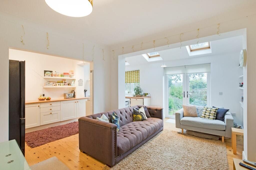 Property photo 1 of 3