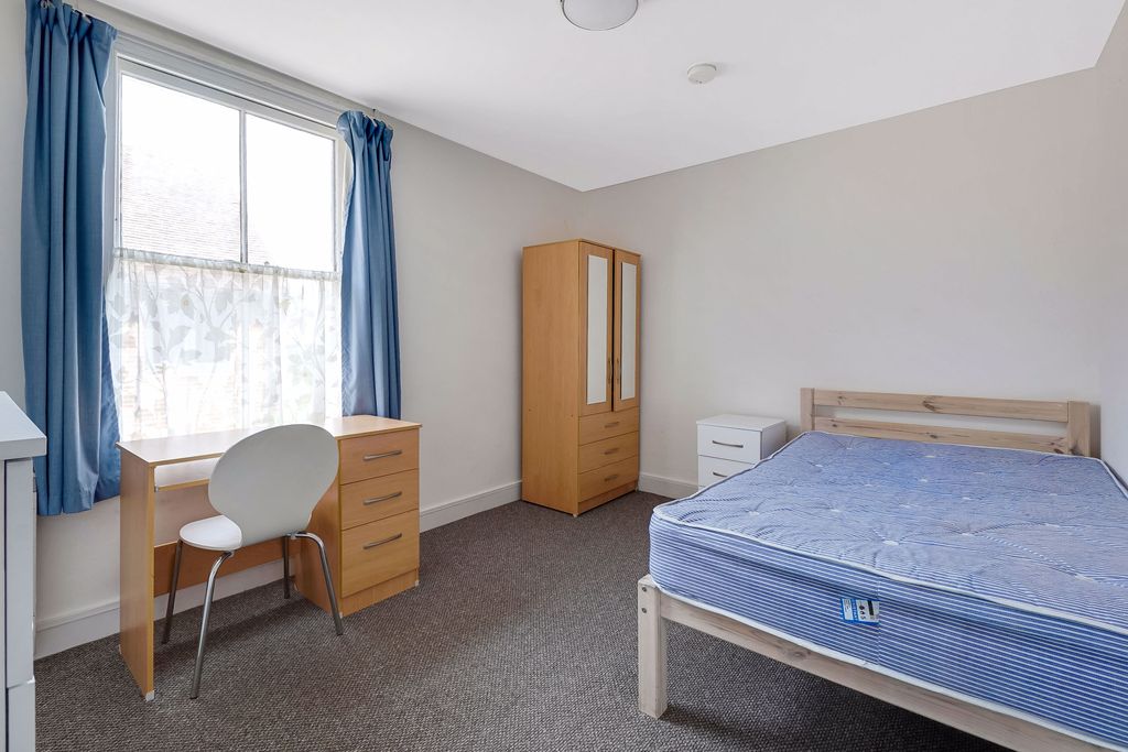 Property photo 1 of 12 1 Bedroom House For Rent