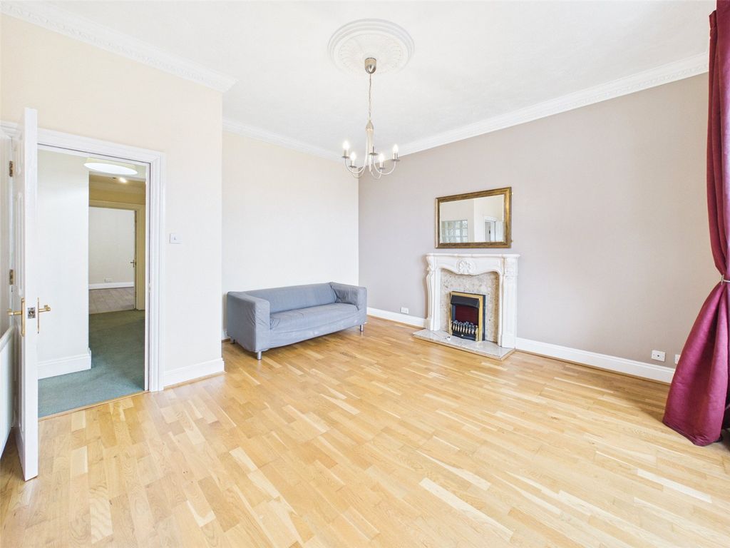 Property photo 2 of 9 Picture No. 05