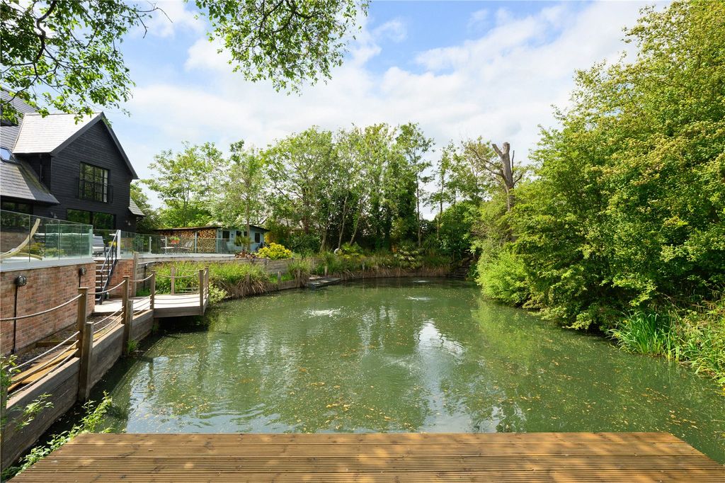 Property photo 3 of 30 Pond View