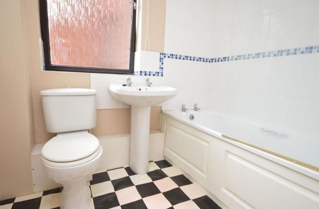Property photo 3 of 7 9i667Qkw4Prnzzz1Ofjdzui4R88.Jpg