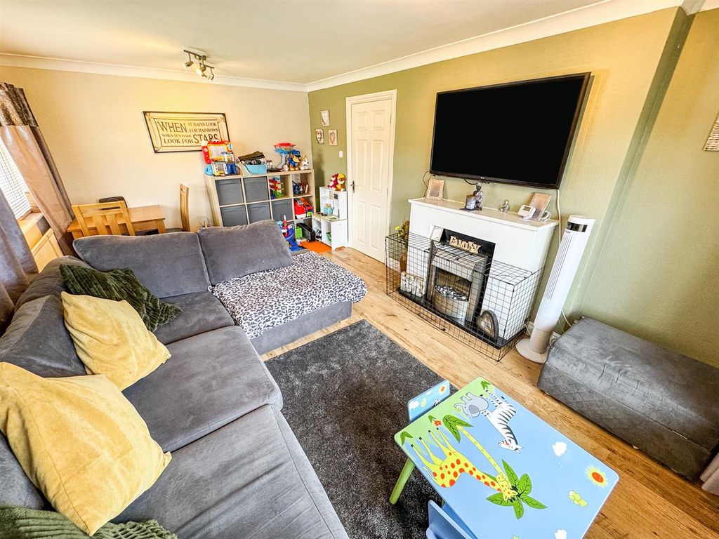 Additional image 5 of 2 bed flat for saleNewark Drive, Corby NN18