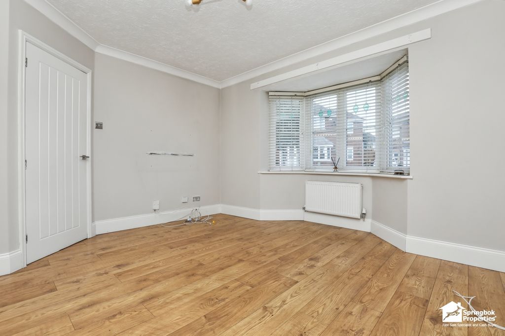 Property photo 2 of 16 Image 2