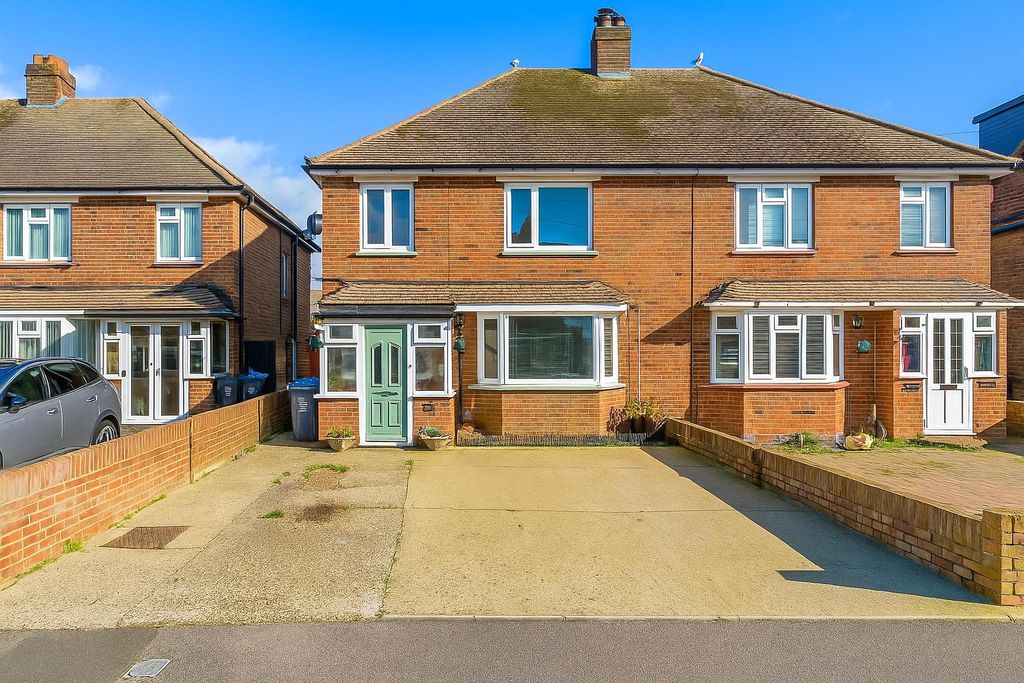 Property photo 1 of 14 Front