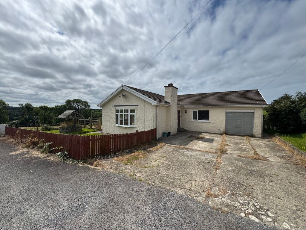 Property photo 1 of 31
