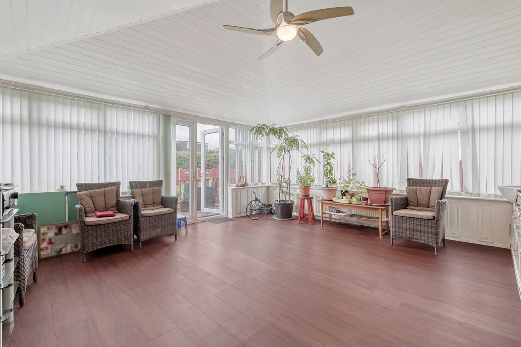 Property photo 1 of 38