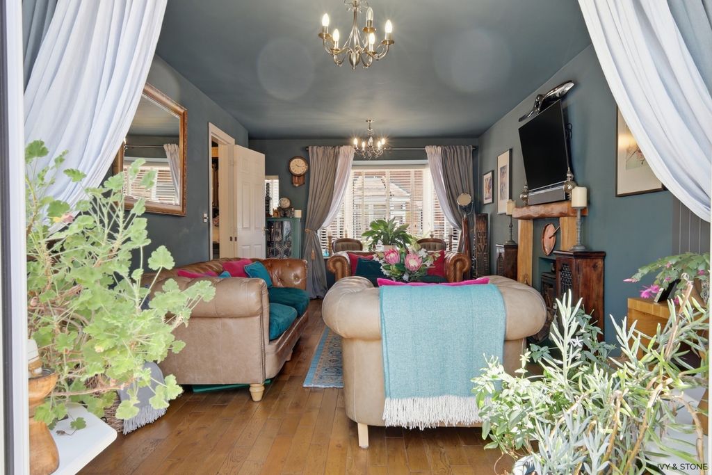 Property photo 3 of 28 5386612